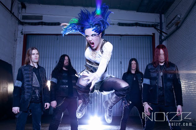 Arch Enemy's vocalist Alissa White-Gluz continues tour with broken ribs Arch Enemy's vocalist Alissa White-Gluz continues tour with broken ribs