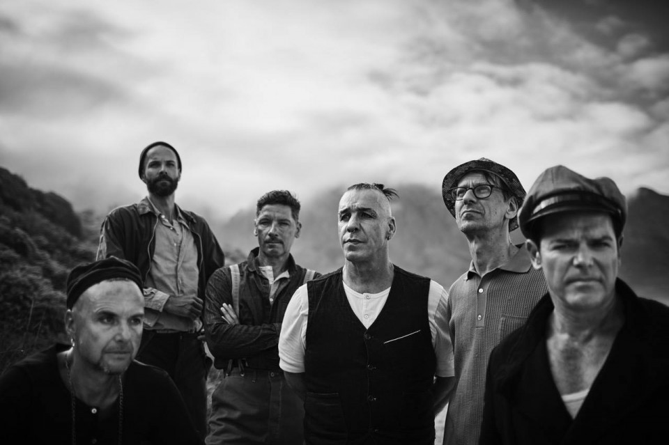 Rammstein оприлюднили трек-лист і обкладинку нового альбому