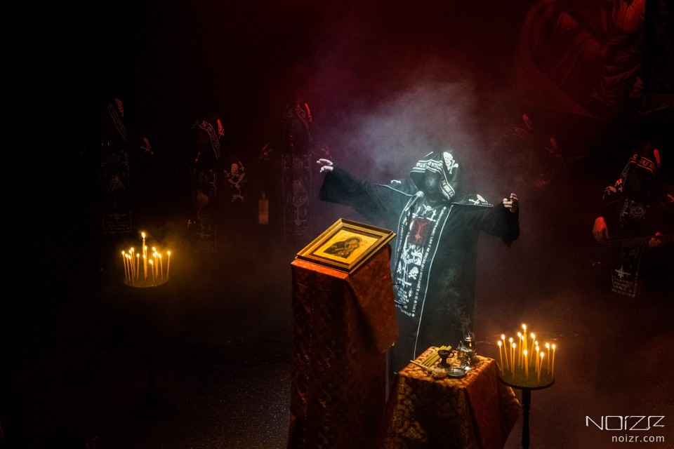 Batushka held grim mass in Kyiv