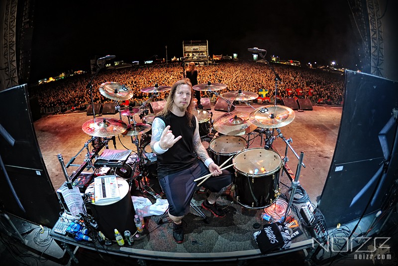 Fredrik Andersson — Гурт Amon Amarth покинув барабанщик Fredrik Andersson — Гурт Amon Amarth покинув барабанщик