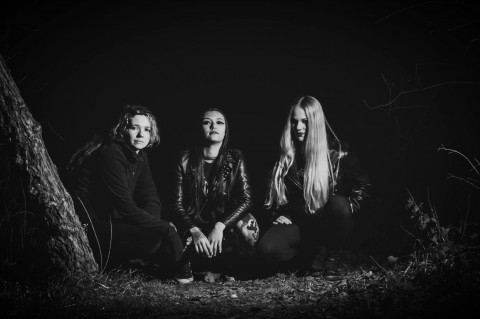 "Agony" album preview by female thrash metal band Nervosa