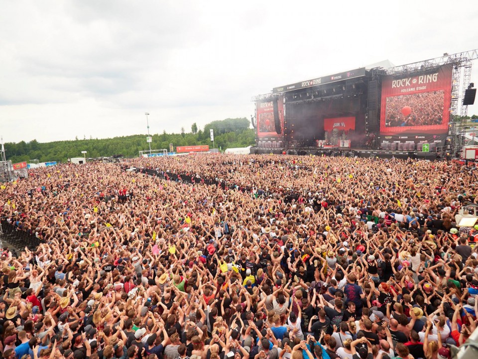 Rock am Ring &mdash; Фестиваль Rock Am Ring відновив роботу після евакуації через можливу терористичну загрозу